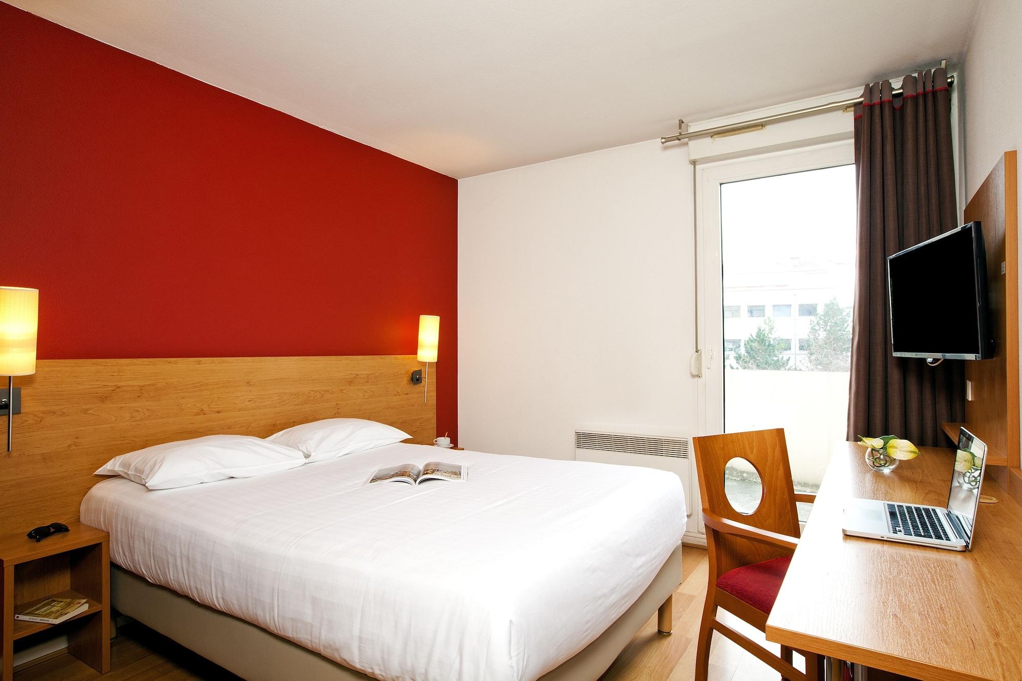 Sejours & Affaires Lyon Saxe-Gambetta Aparthotel Bagian luar foto