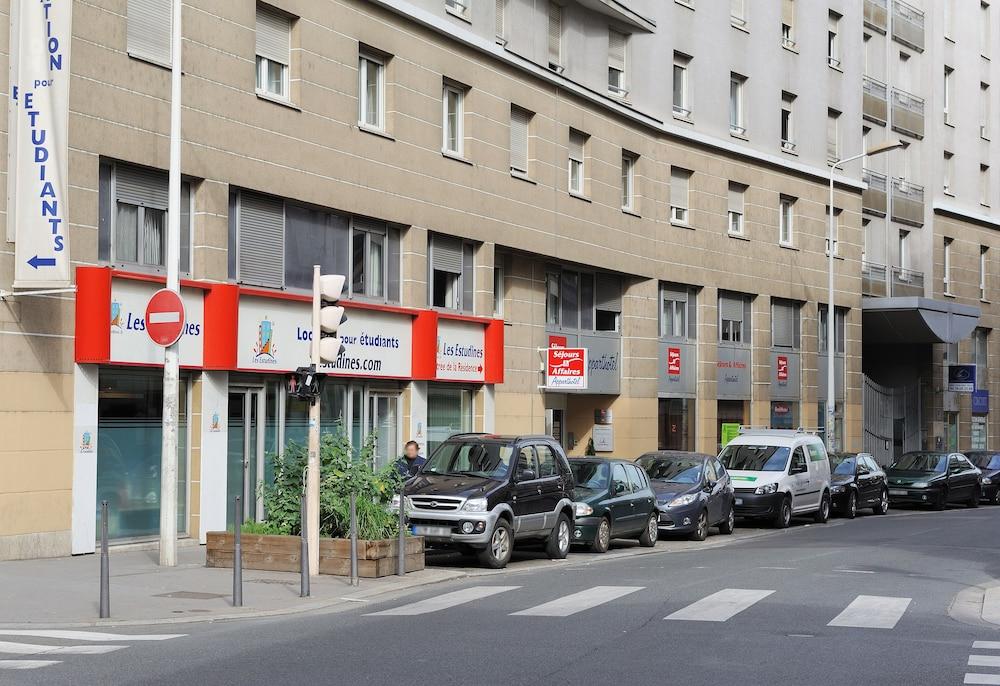 Sejours & Affaires Lyon Saxe-Gambetta Aparthotel Bagian luar foto