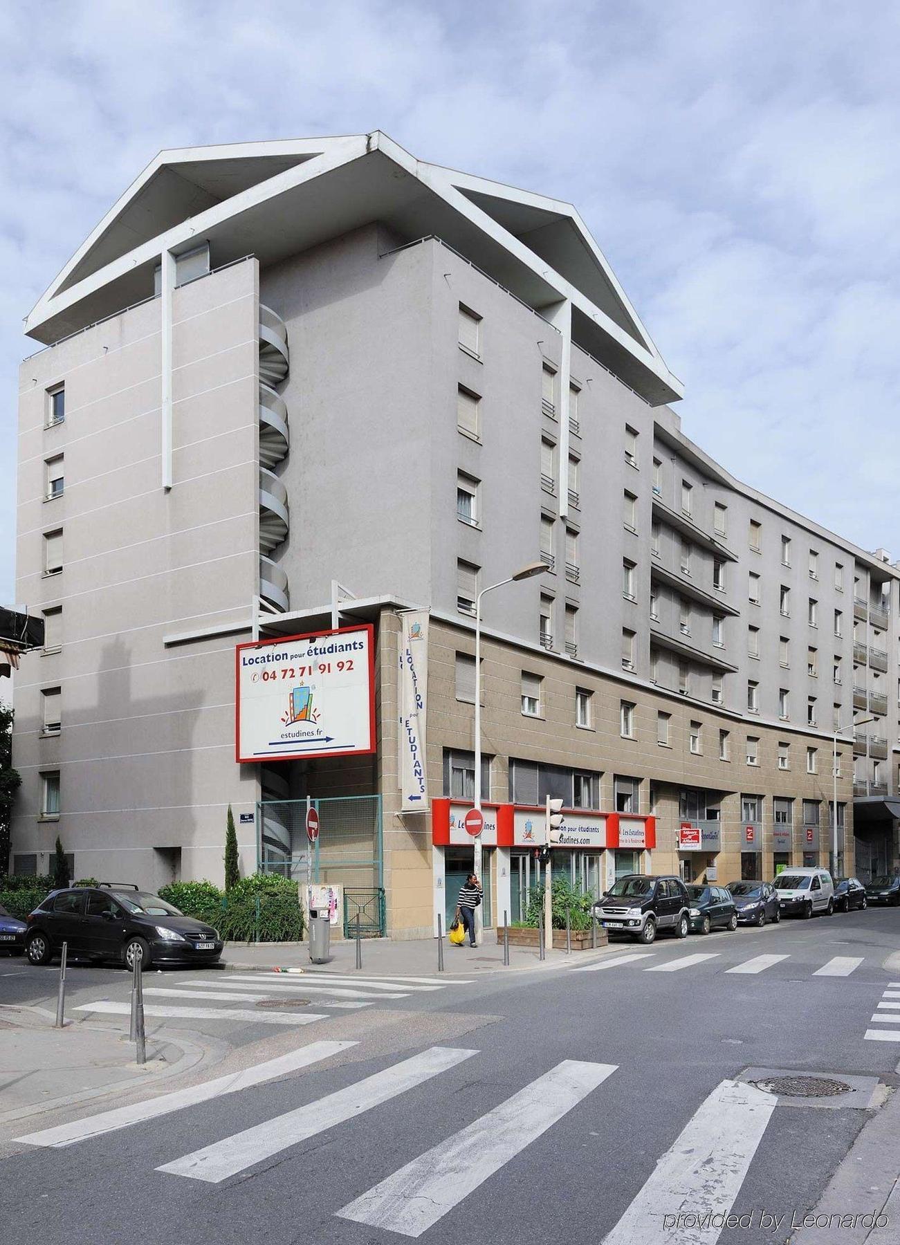 Sejours & Affaires Lyon Saxe-Gambetta Aparthotel Bagian luar foto