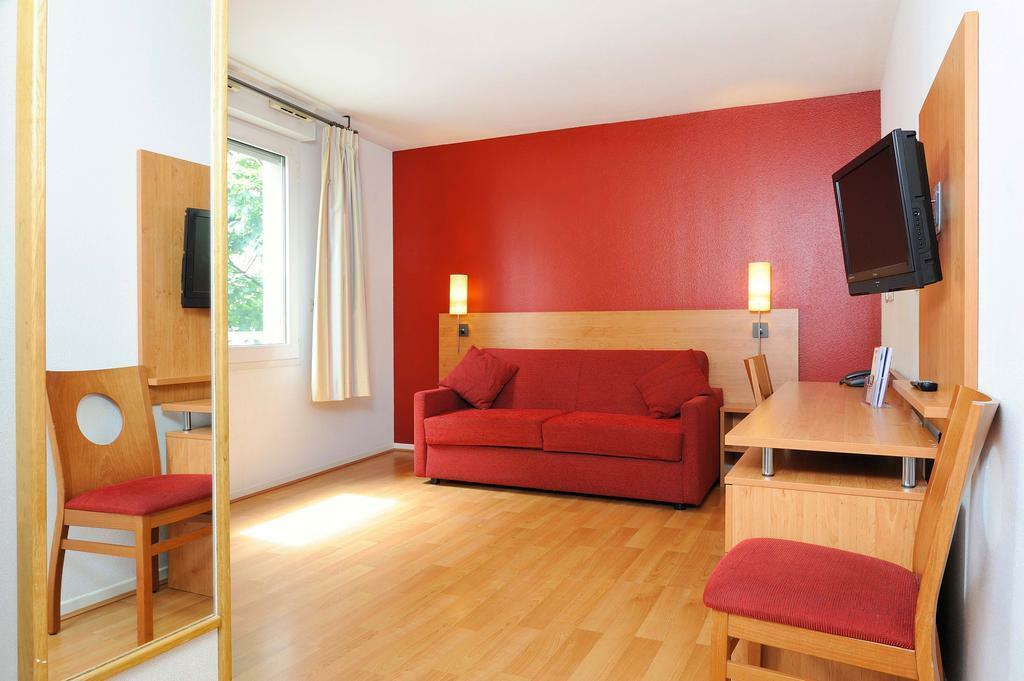 Sejours & Affaires Lyon Saxe-Gambetta Aparthotel Bagian luar foto